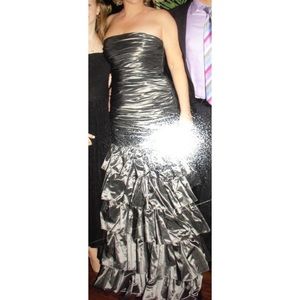 Ralph Lauren black label woman’s gown size 8